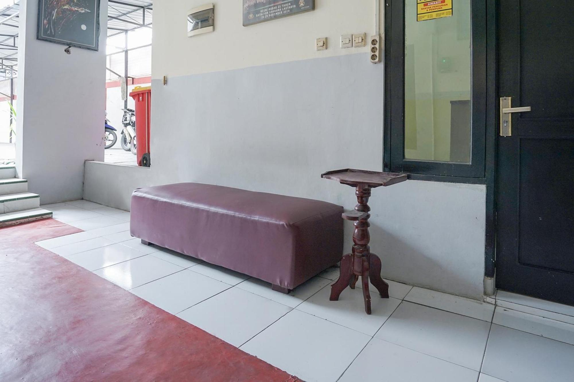 Hotel O Seturan Near Hartono Mall Yogyakarta Formerly Maleo Kostel Kejayan Exterior photo